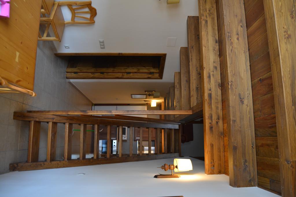 Hostal La Muntanya 努奇堡 外观 照片