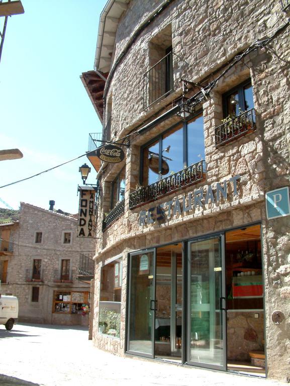 Hostal La Muntanya 努奇堡 外观 照片