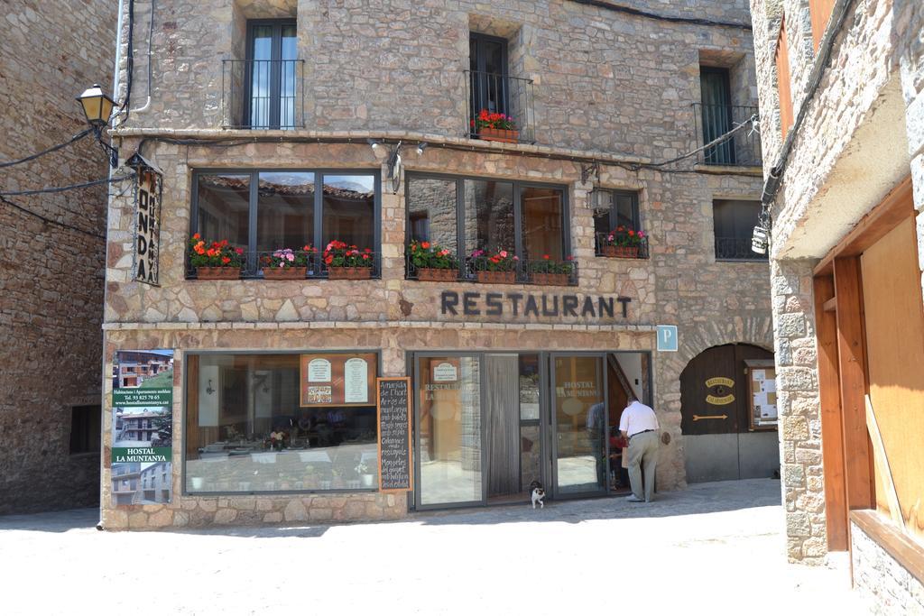 Hostal La Muntanya 努奇堡 外观 照片
